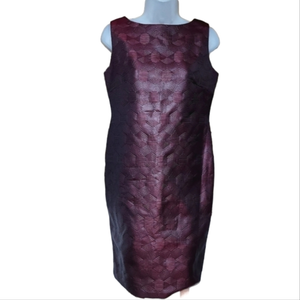 NWT EMMELLE Bordeaux Knee Length Dress